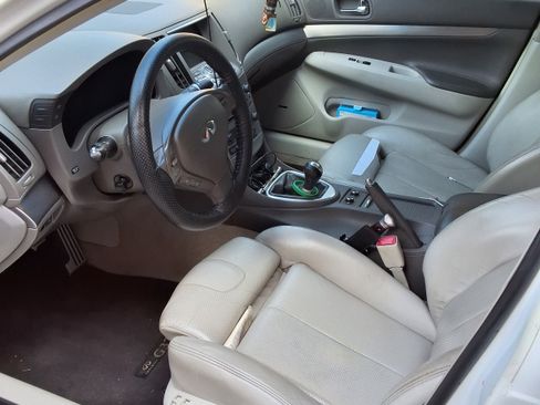 Used 2012 INFINITI G37 Sport RWD image 6