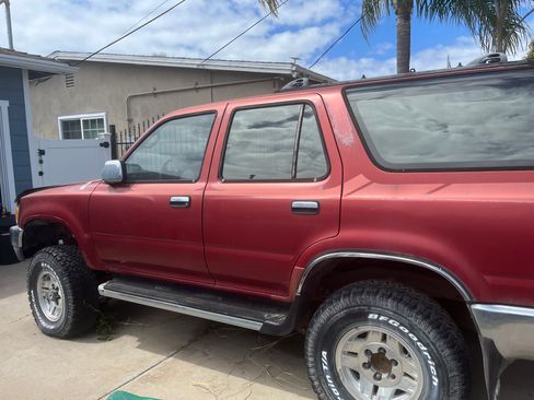 Used 1994 Toyota 4Runner SR5 image 1