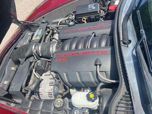 Used 2007 Chevrolet Corvette Coupe w/ Preferred Equipment Group RWD image 9