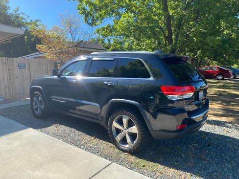 Used 2016 Jeep Grand Cherokee Limited AWD/4WD image 1