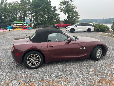 Used 2003 BMW Z4 2.5i RWD image 9