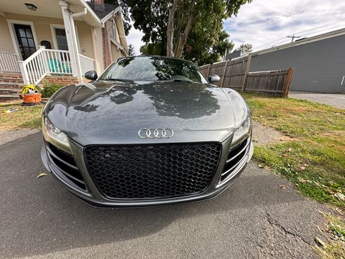 Used 2012 Audi R8 V10 image 11