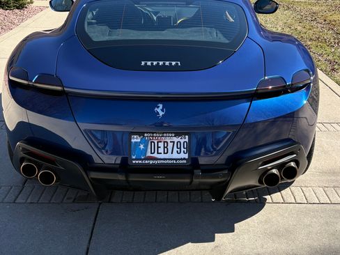Used 2022 Ferrari Roma image 10