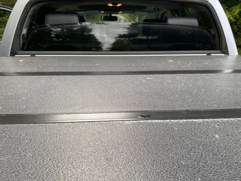 Used 2012 Toyota Tundra Limited image 5