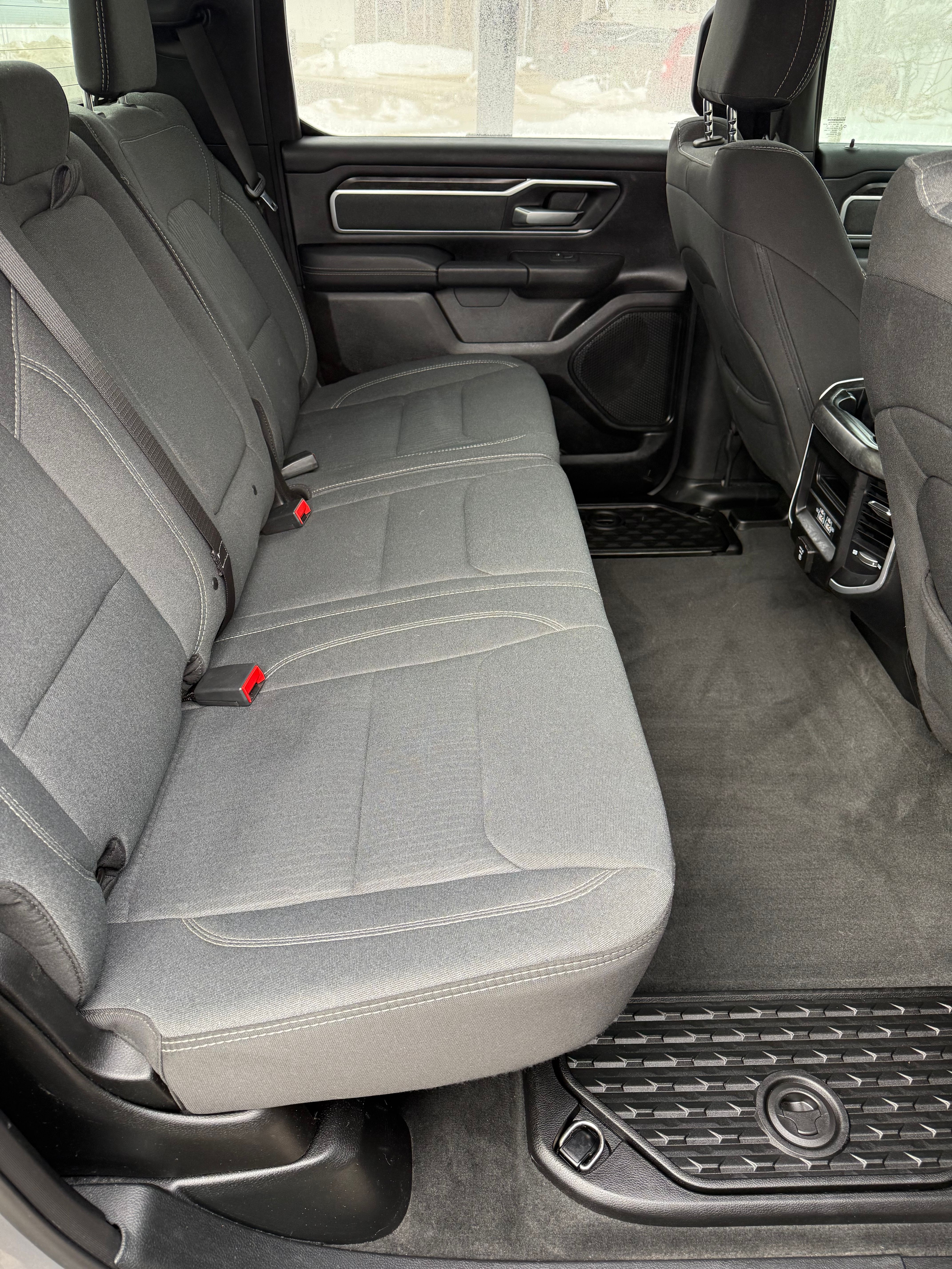 Used 2021 RAM 1500 Big Horn AWD/4WD image 9