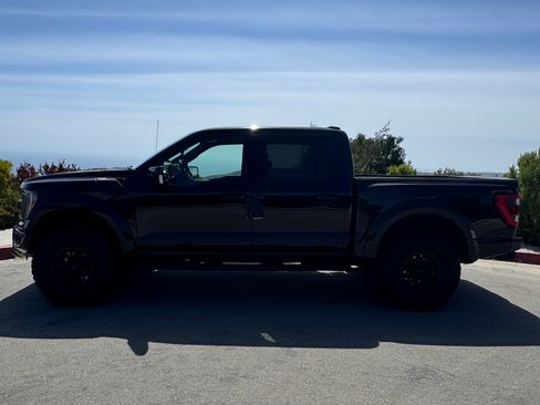 Used 2022 Ford F150 Raptor w/ Equipment Group 801A High AWD/4WD image 2