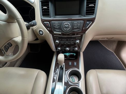 Used 2015 Nissan Pathfinder SL FWD image 14