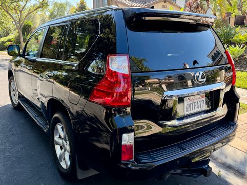 Used 2011 Lexus GX 460 w/ Convenience Pkg AWD/4WD image 4