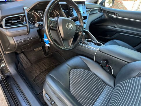Used 2021 Toyota Camry SE image 14
