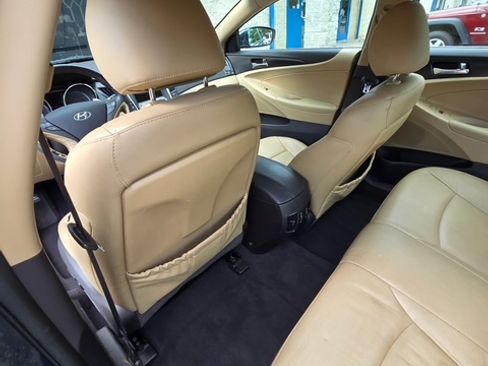 Used 2011 Hyundai Sonata Limited w/ Navigation Pkg 5 image 19