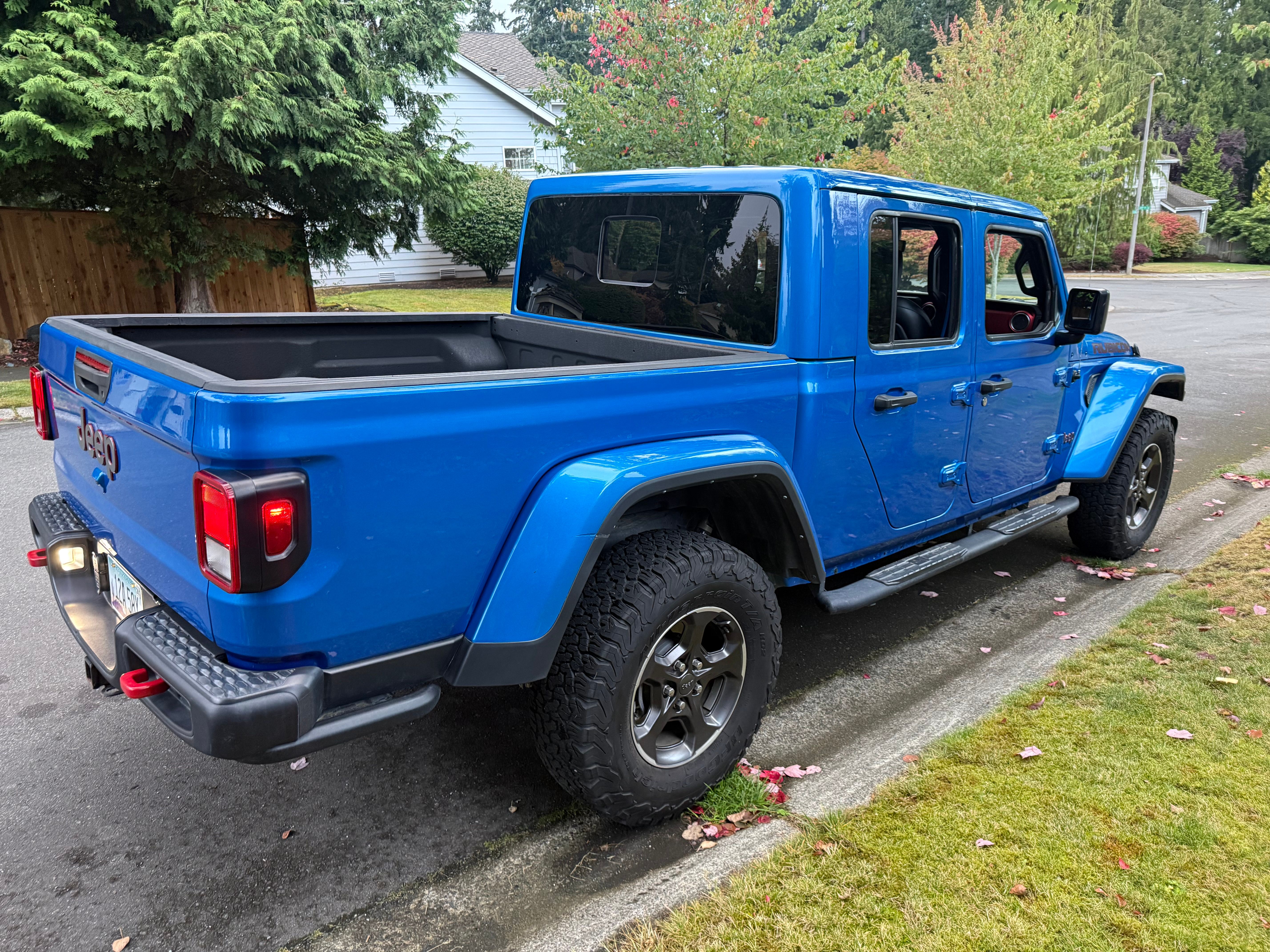 Used 2021 Jeep Gladiator Rubicon AWD/4WD image 5