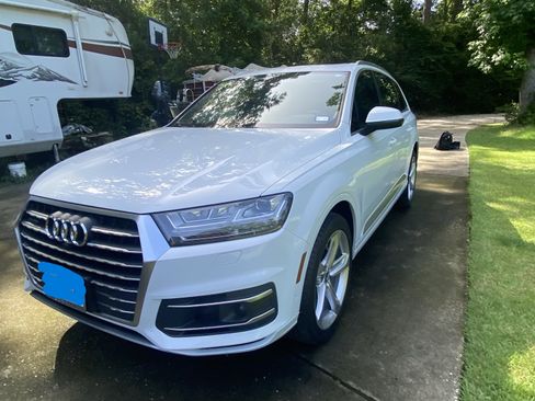 Used 2019 Audi Q7 3.0T Prestige w/ Prestige Package AWD/4WD image 6
