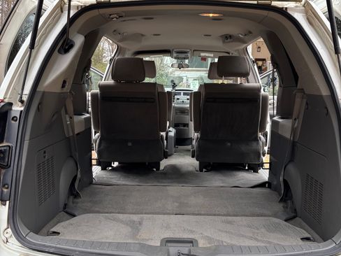 Used 2009 Nissan Quest S w/ Drivers Pkg image 12