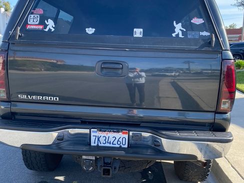 Used 2004 Chevrolet Silverado 2500 LS w/ Skid Plate Package image 4