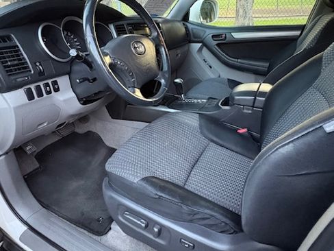 Used 2008 Toyota 4Runner Sport image 15