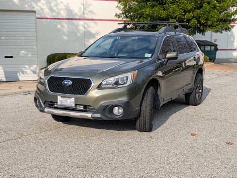 Used 2017 Subaru Outback 3.6R Limited image 5