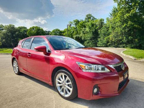 Used 2013 Lexus CT 200h image 10