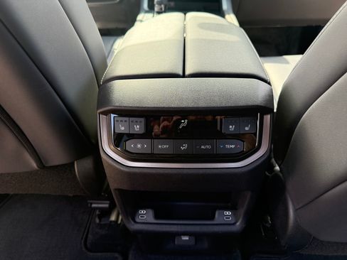 Used 2025 Lexus TX 500h AWD w/ Technology Package image 17