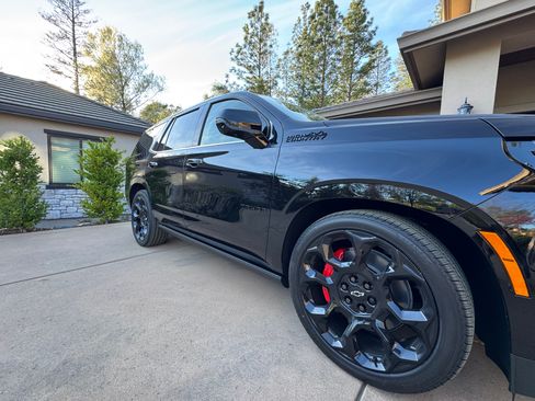 Used 2026 Chevrolet Tahoe High Country image 4