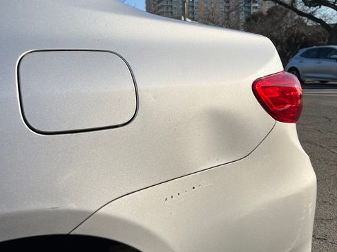 Used 2011 Toyota Corolla LE image 16