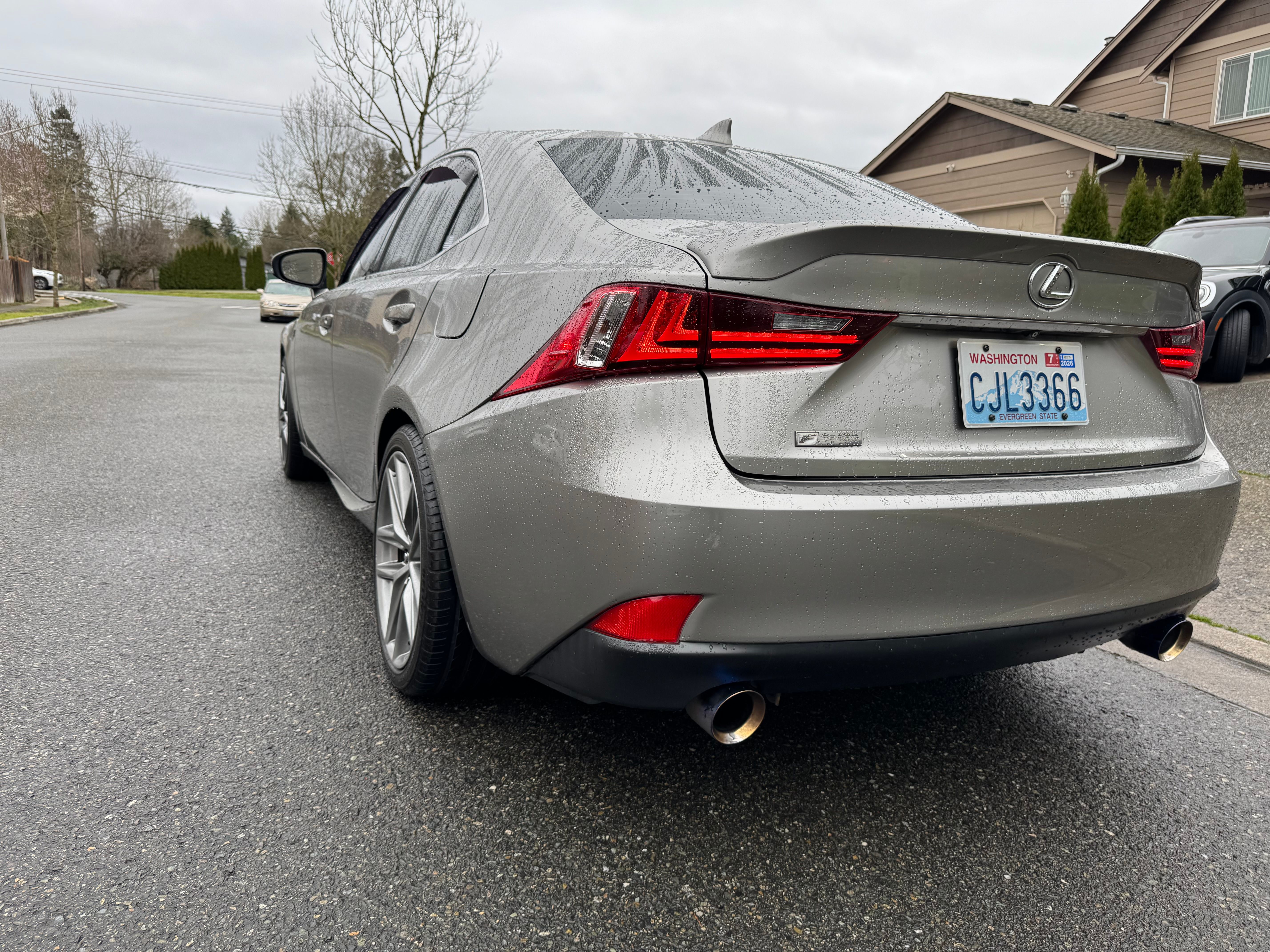 Used 2016 Lexus IS 200t w/ F Sport Package RWD image 13