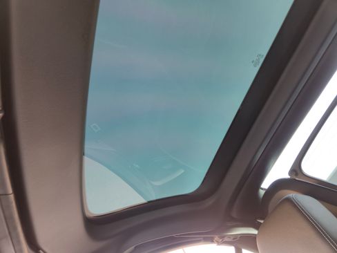 Used 2019 Mercedes-Benz SLC 300 image 29