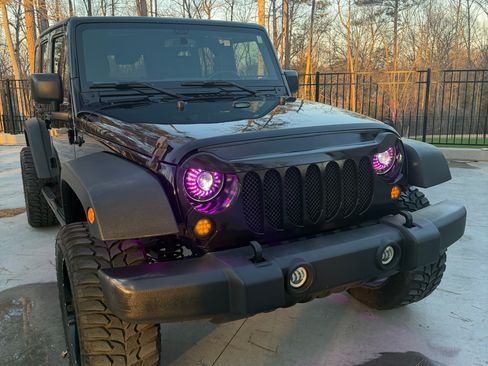 Used 2016 Jeep Wrangler Unlimited Sport w/ Quick Order Package 24S image 11