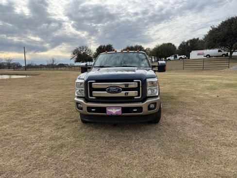 Used 2014 Ford F350 King Ranch w/ King Ranch w/Chrome Package image 2
