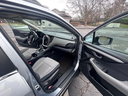 Used 2023 Subaru Outback Premium image 10