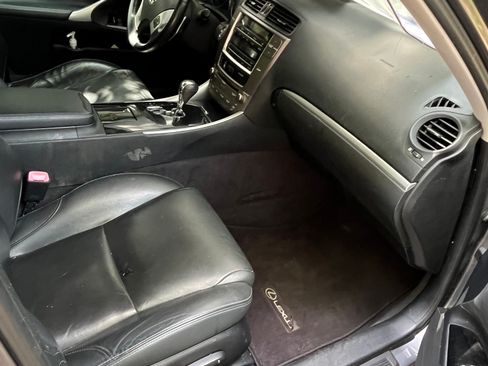 Used 2012 Lexus IS 250 image 6