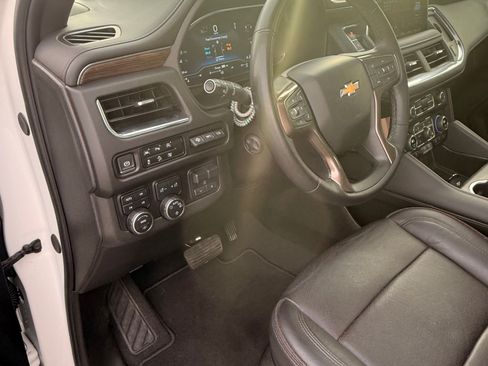 Used 2024 Chevrolet Tahoe High Country image 12