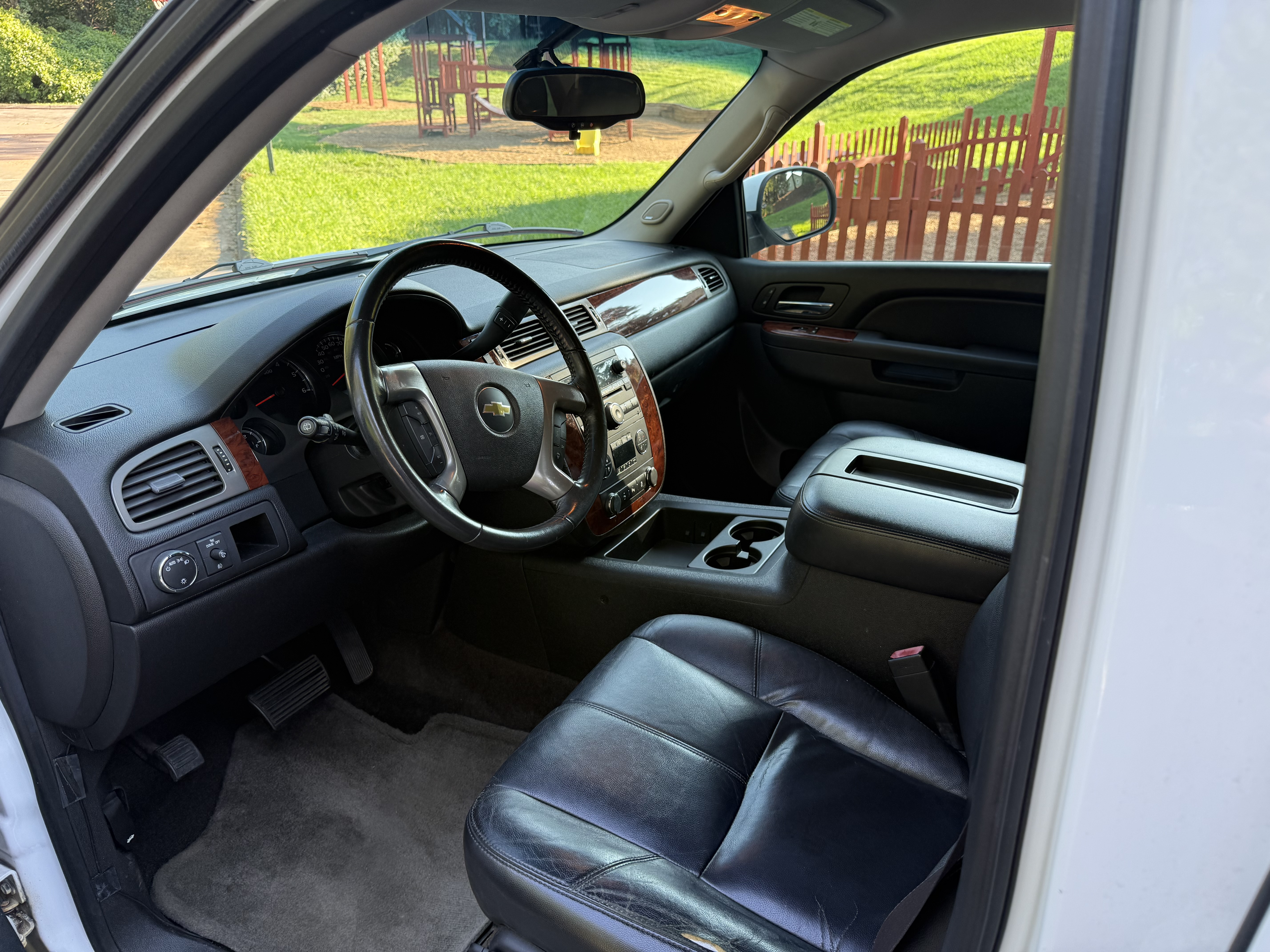 Used 2012 Chevrolet Tahoe LT RWD image 6