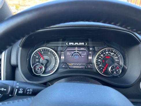 Used 2023 RAM 1500 Big Horn image 9