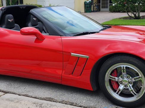 Used 2012 Chevrolet Corvette Grand Sport w/ 3LT Preferred Equipment Group image 4