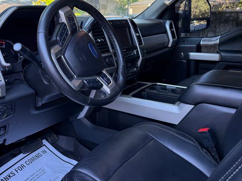 Used 2019 Ford F250 Lariat w/ Lariat Ultimate Package image 8