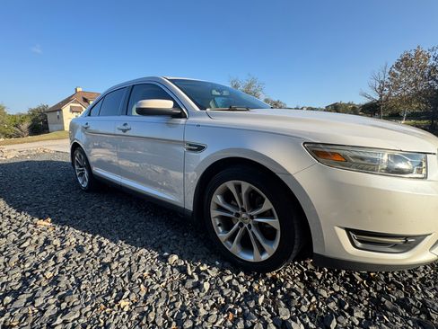 Used 2013 Ford Taurus SEL image 13