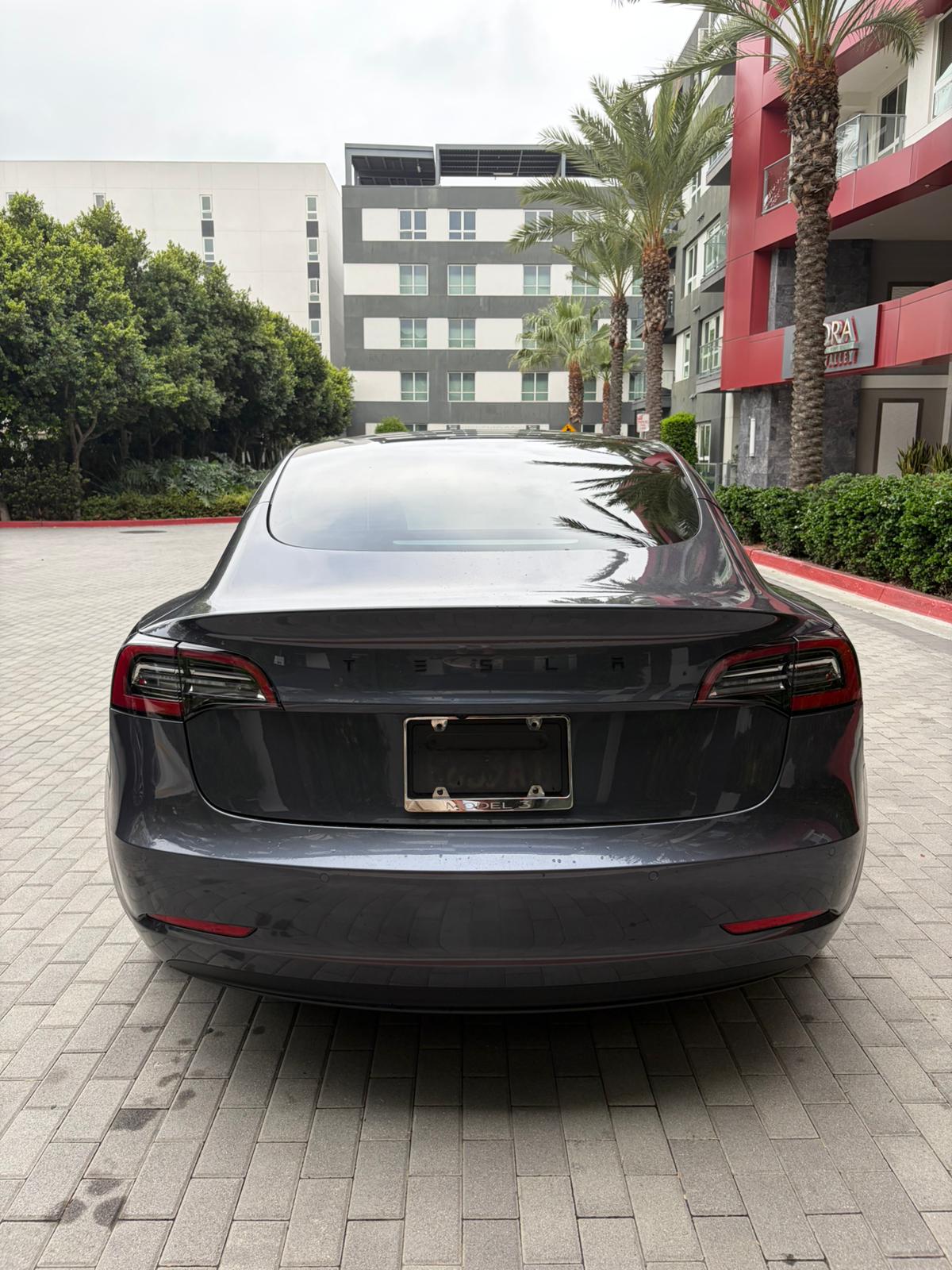 Used 2021 Tesla Model 3 Standard Range Plus RWD image 5
