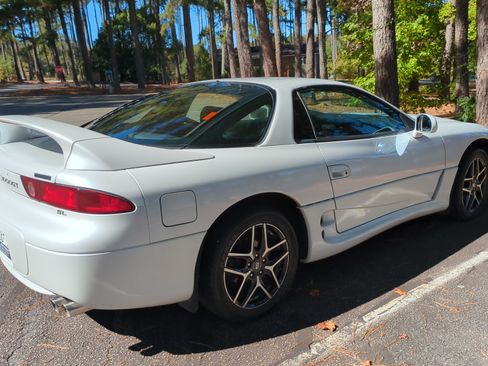 Used 1998 Mitsubishi 3000GT SL image 1