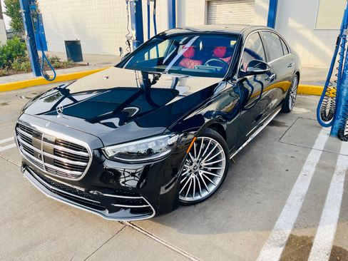 Used 2021 Mercedes-Benz S 580 4MATIC Sedan image 1