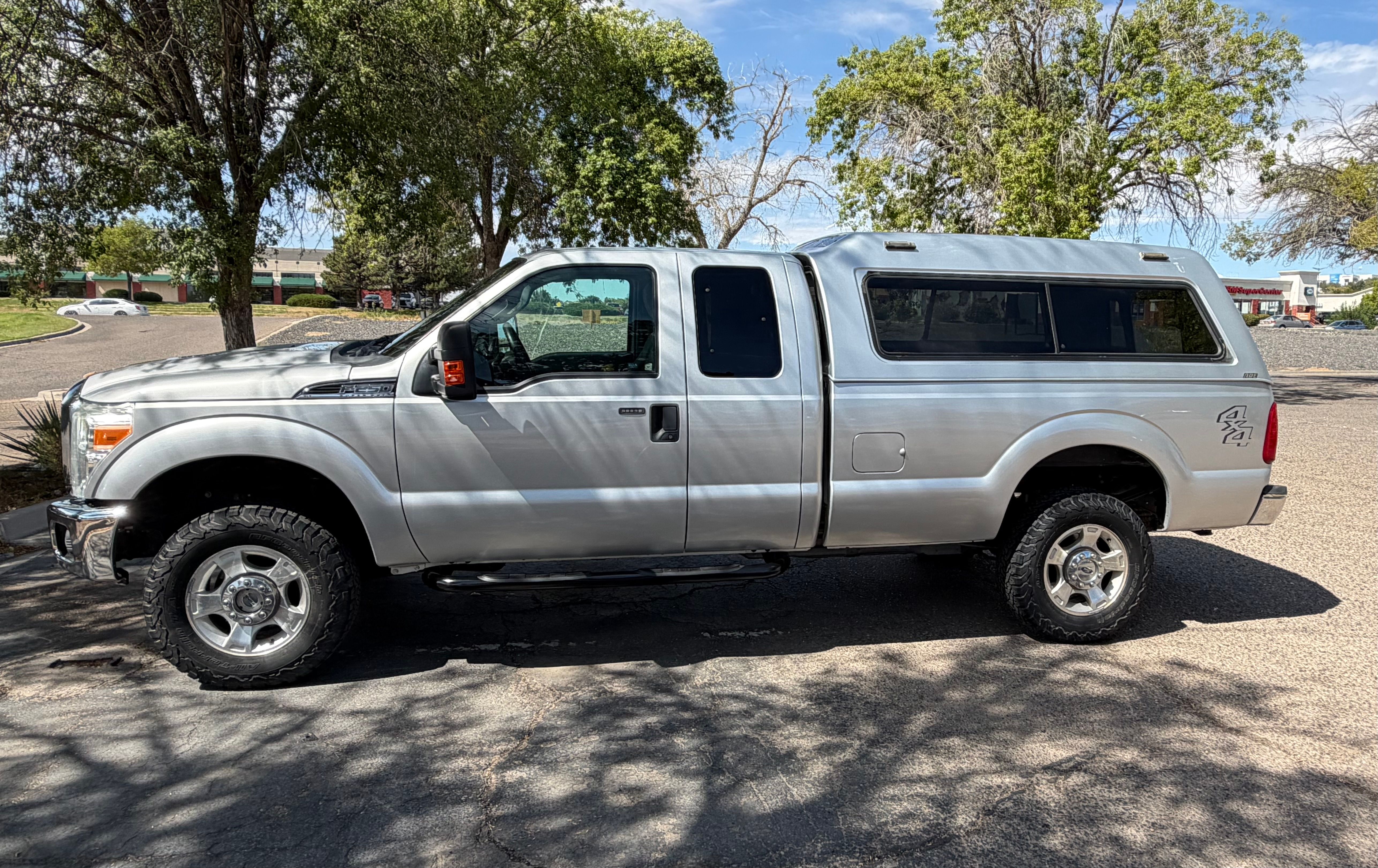 Used 2015 Ford F250 XLT w/ XLT Value Package AWD/4WD image 9