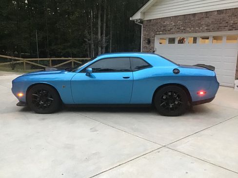 Used 2015 Dodge Challenger R/T Scat Pack image 4