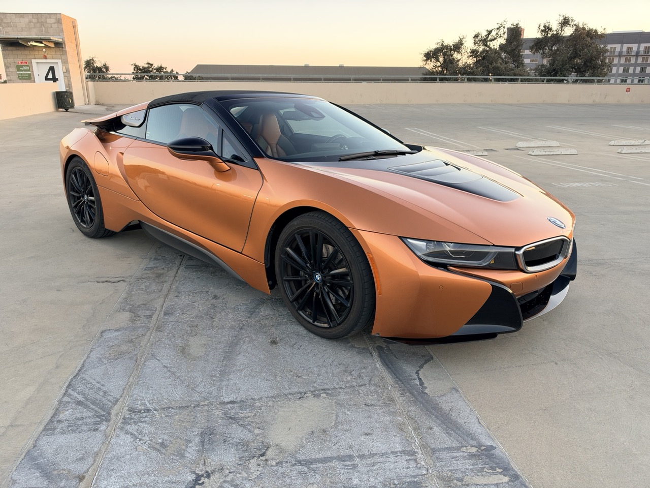 Used 2019 BMW i8 Roadster AWD/4WD image 6