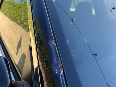 Used 2013 Chrysler 300 image 4