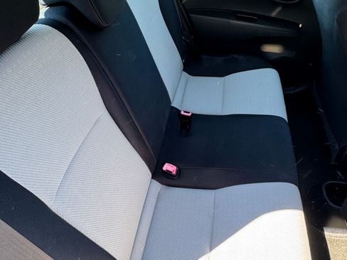 Used 2012 Toyota Yaris LE image 22