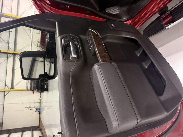 Used 2021 GMC Sierra 2500 Denali w/ Denali Ultimate Package AWD/4WD image 18