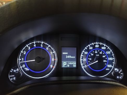 Used 2010 INFINITI G37 x Coupe w/ Premium Pkg image 10