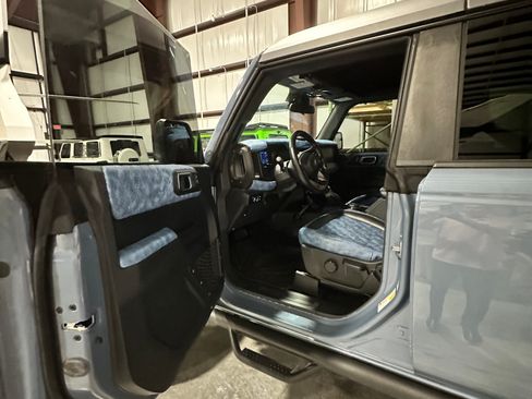 Used 2023 Ford Bronco Big Bend image 9