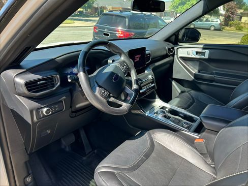 Used 2020 Ford Explorer ST AWD/4WD image 13