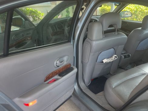 Used 2003 Buick Le Sabre Limited FWD image 12