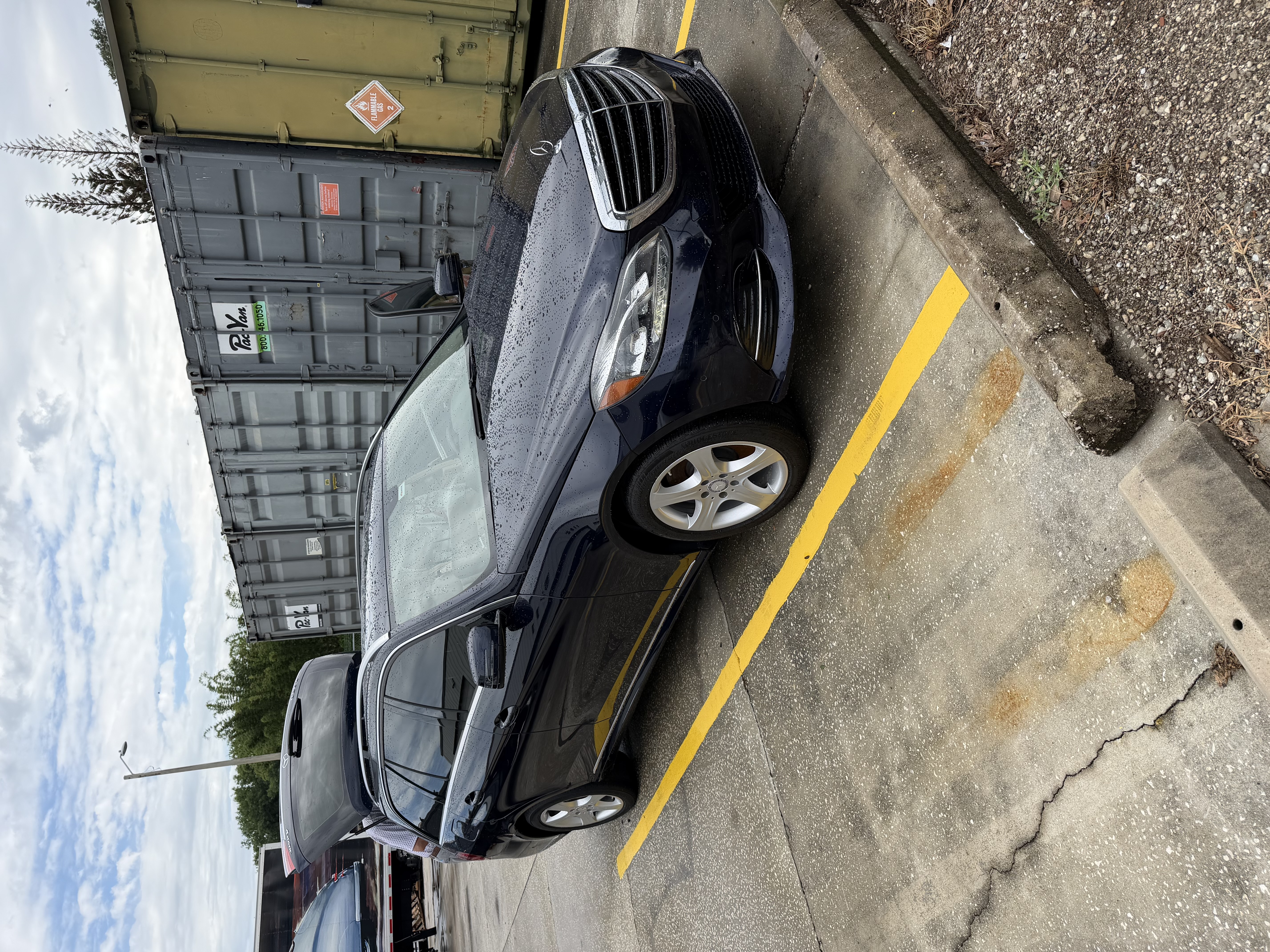 Used 2014 Mercedes-Benz E 350 4MATIC Wagon image 1